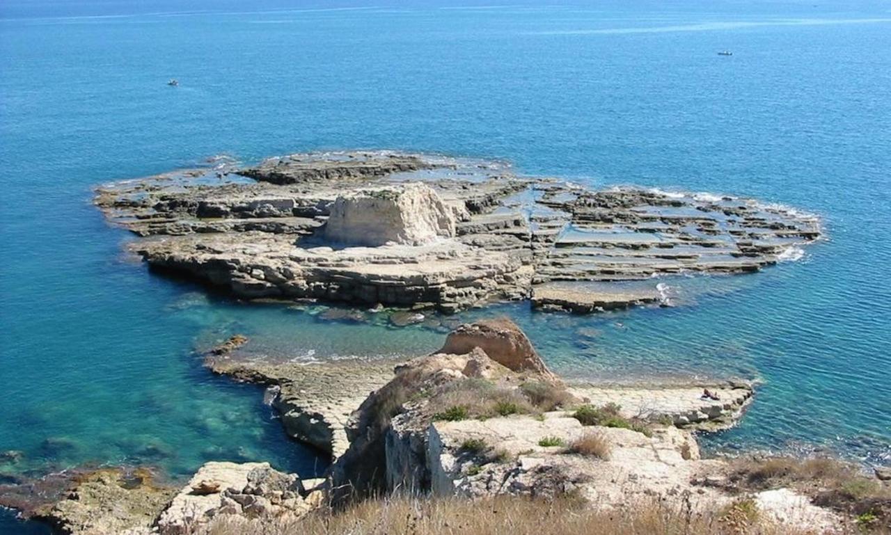 Sbarcatore Dei Turchi Brucoli Exterior foto